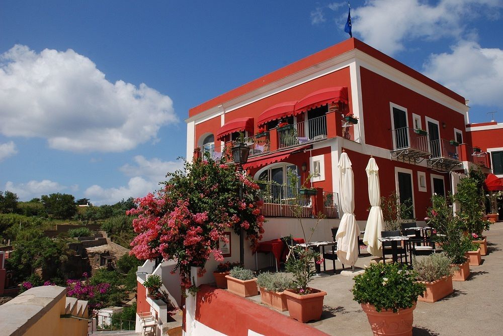 Hotel Villa Iulia Ventotene Exterior foto